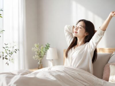 寝起きで爽やかな女性